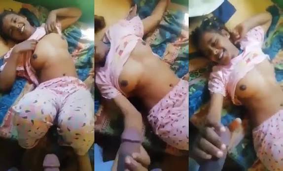 Young Muslim Sister Boobs Press and Handjob Brother Family Sex Video